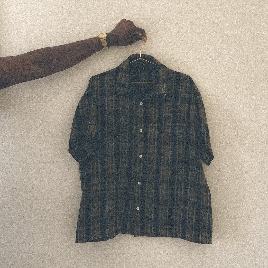 'ESSENCE' Short Sleeve Shirt